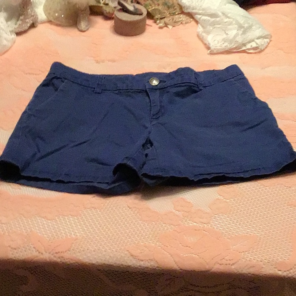Khaki by Gap blue size 6 short.